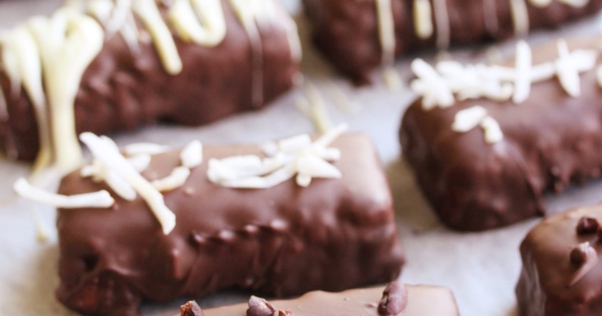 Thermomix recipe: Bounty Bars | Tenina.com