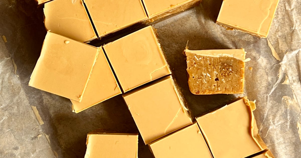 Thermomix recipe: No Bake ANZAC Caramilk Slice | Tenina.com