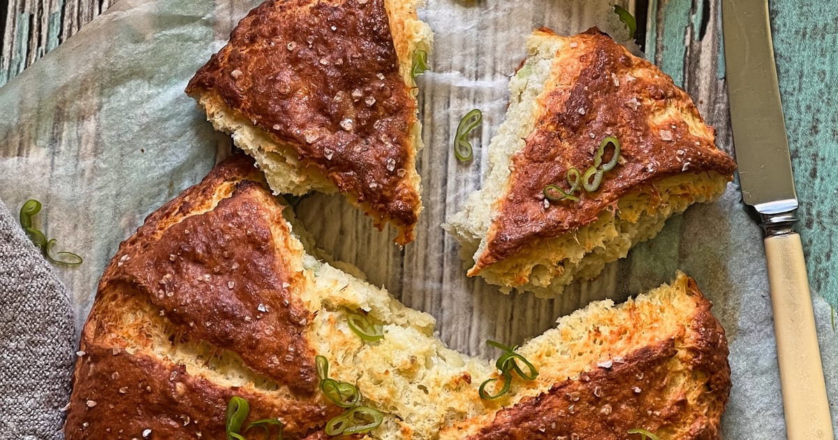 Thermomix recipe: Cheese and Jalapeno Scones | Tenina.com
