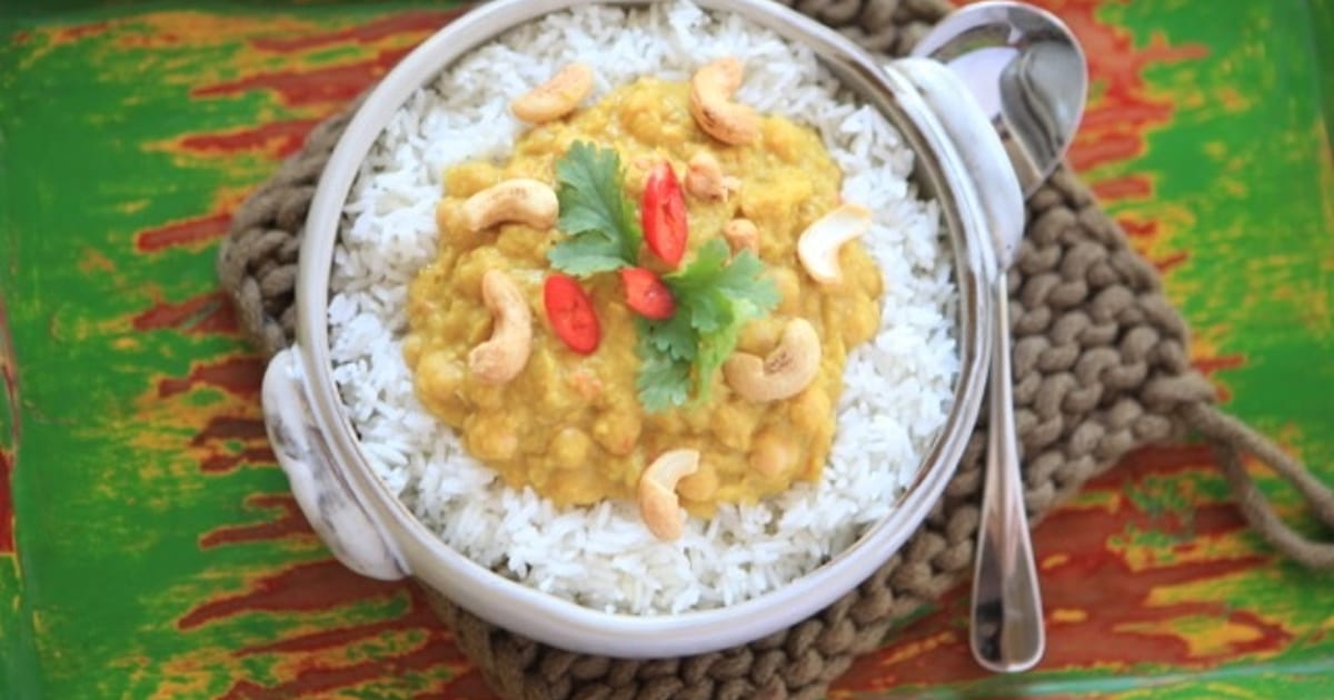 Thermomix recipe: Chickpea and Cashew Nut Curry | Tenina.com