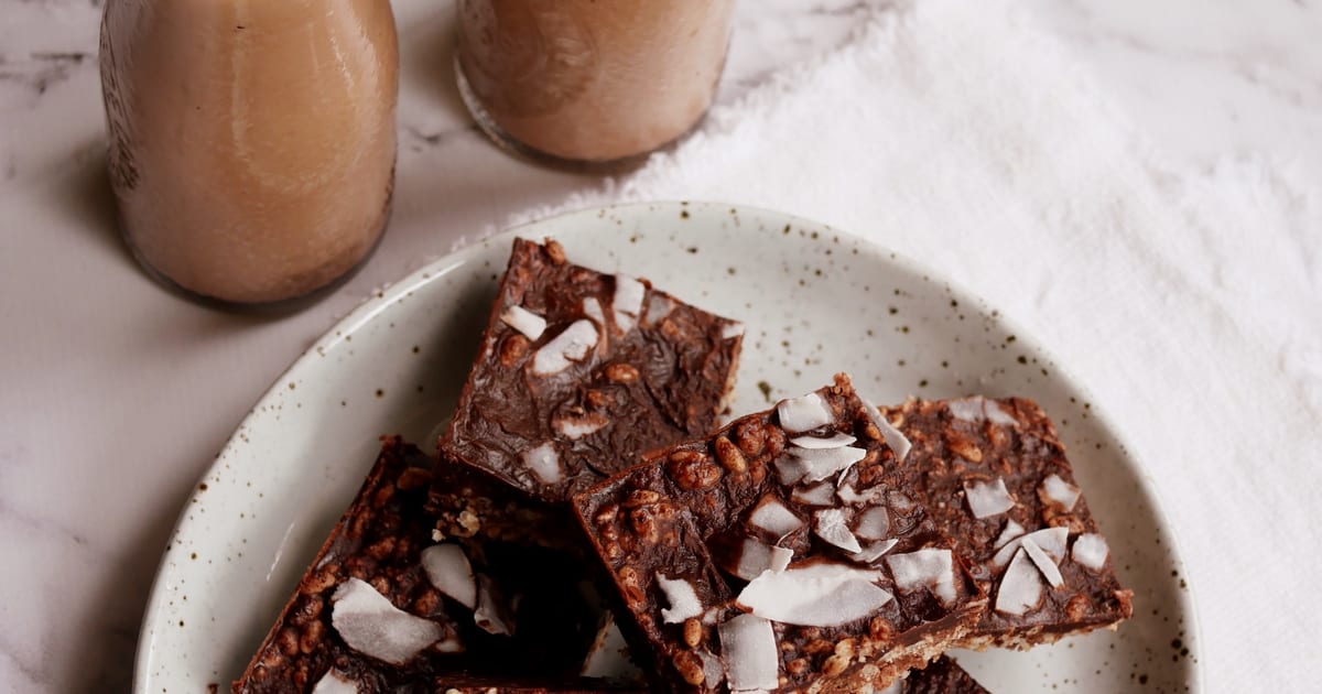 Thermomix recipe: Chocolate Crackle Slice | Tenina.com
