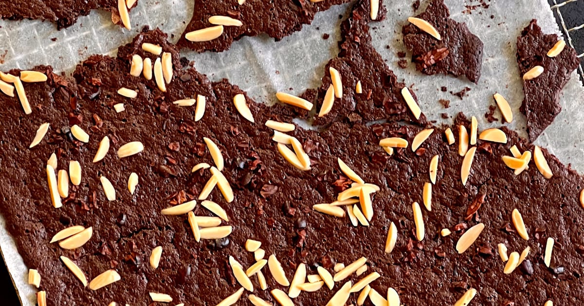 Thermomix recipe: Chocolate Discard Brownie Crisps | Tenina.com