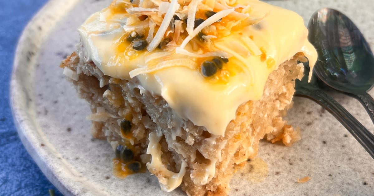 Thermomix recipe: Coconut Banana Cake | Tenina.com