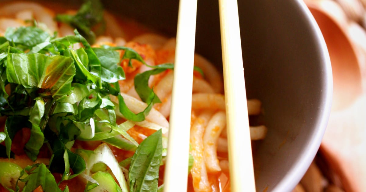 Thermomix recipe: Curried Minced Prawn Noodles | Tenina.com