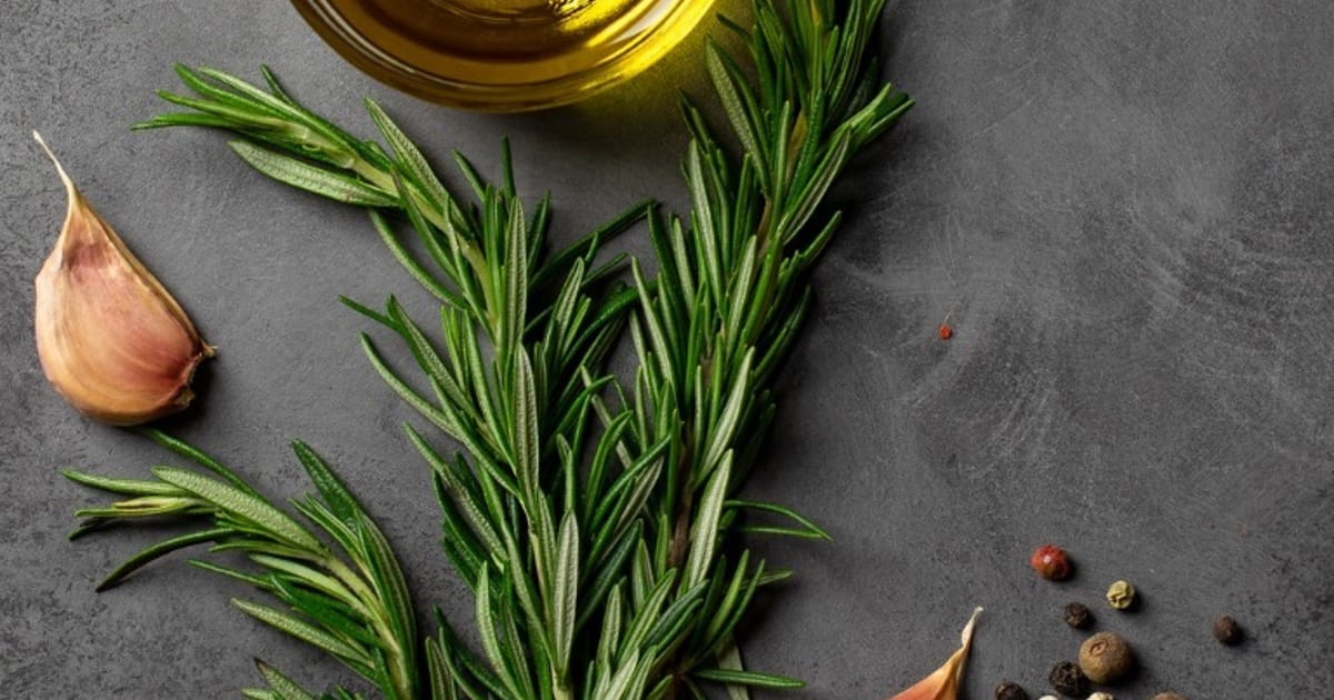 Thermomix recipe: Garlic and Rosemary Oil | Tenina.com