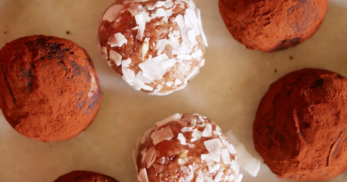 Thermomix recipe: Chocolate Protein Balls | Tenina.com