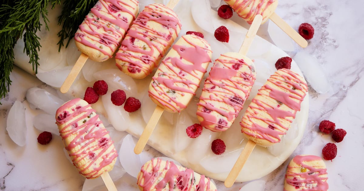 Thermomix recipe: Raspberry Pistachio Ruby Pops | Tenina.com