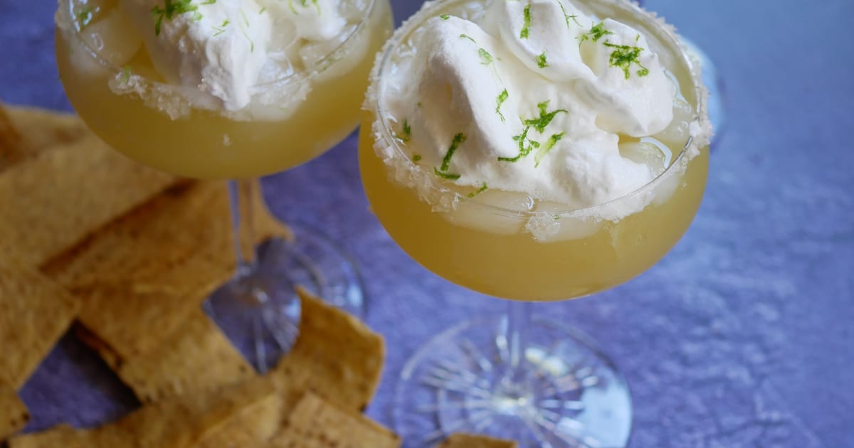 Thermomix recipe: Pineapple Margarita | Tenina.com