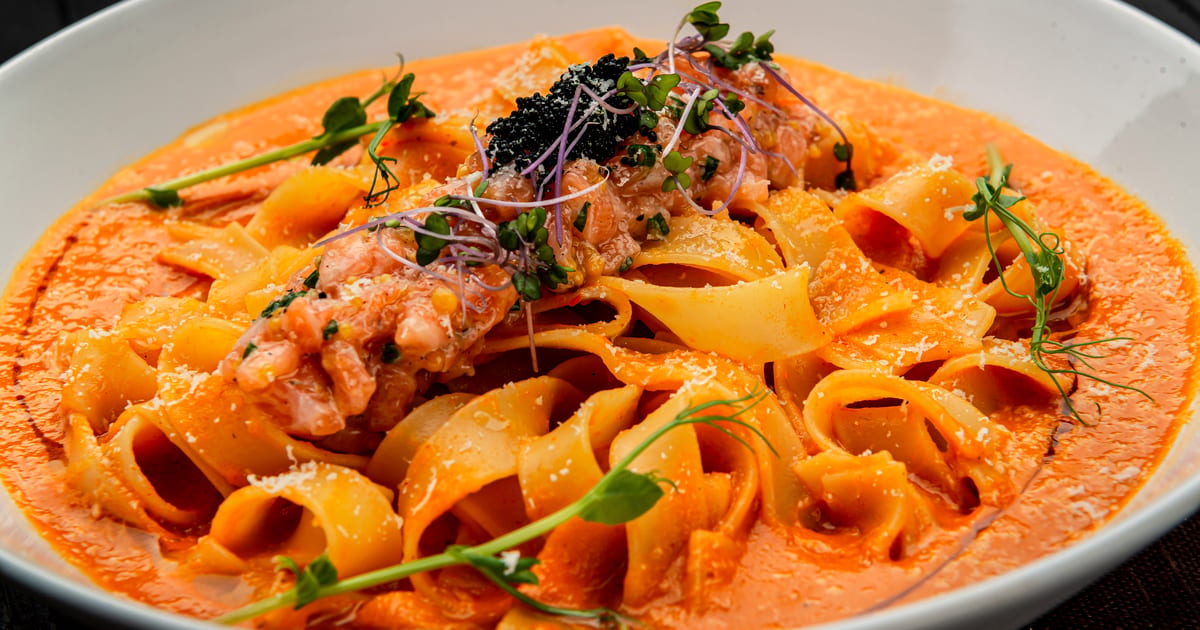 Thermomix recipe: Smoked Salmon Fettuccine | Tenina.com