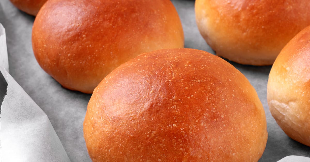Thermomix recipe: Soft Buttermilk Rolls | Tenina.com
