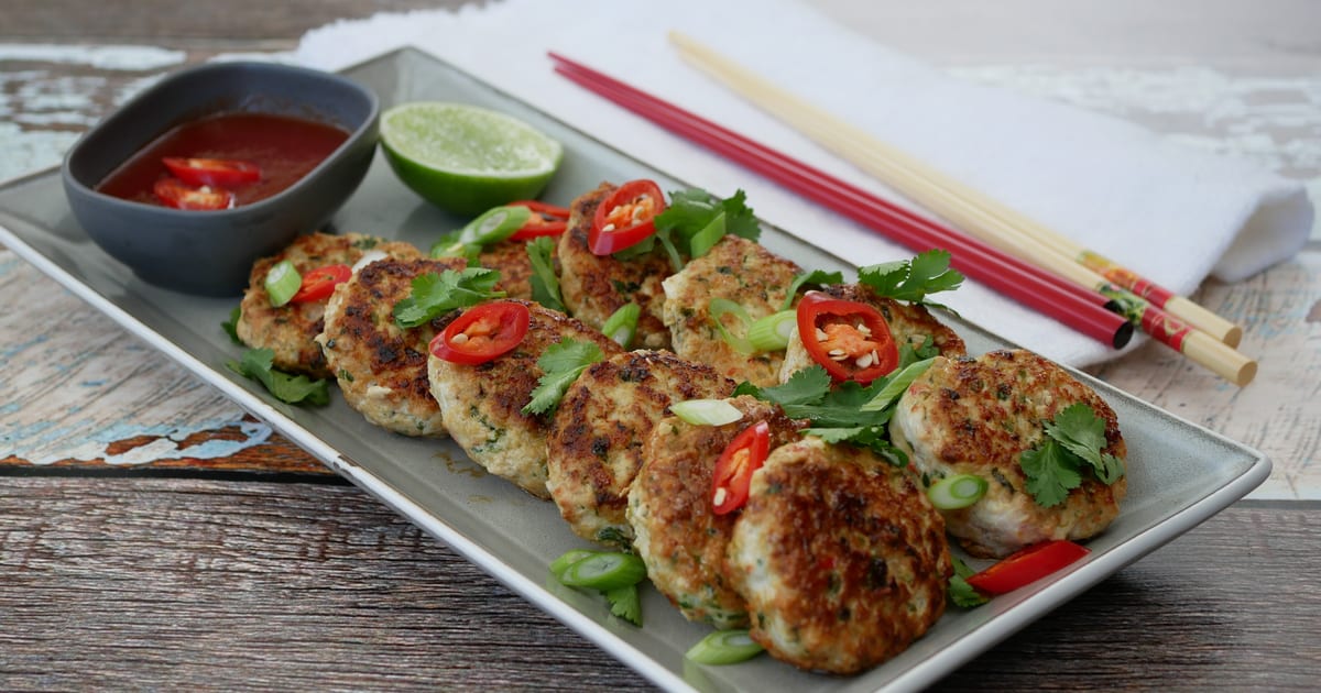 Thermomix recipe: Thai Chicken Cakes | Tenina.com