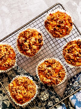 A Pple Strusel Muffins CU P