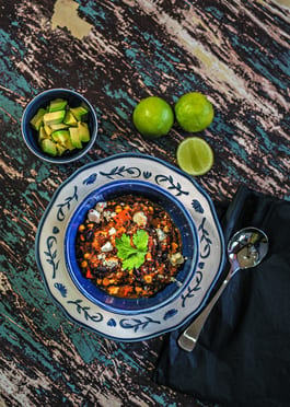 Black Bean and Quinoa Chili Con Carne