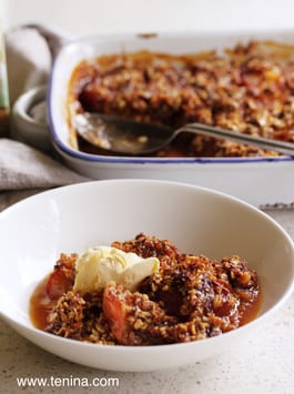 Breakfast-Stone-Fruit-Crumble