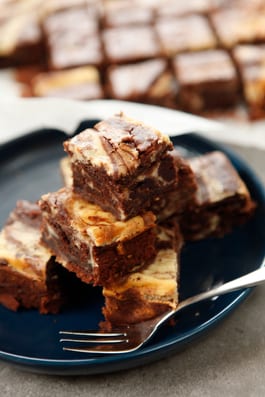 Cheesecake Swirl Brownie Cake Copy