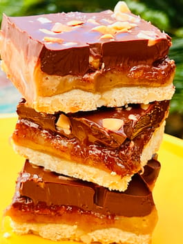 Chocolate Dulce de Leche Caramel Bars