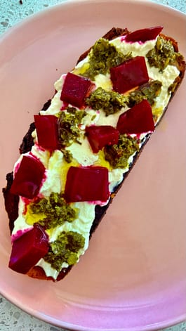 Fermented Z Hug with kefir cream cheese