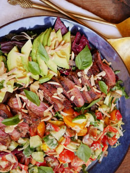 Grilled Steak Salad with Avocado 1 P TENINA