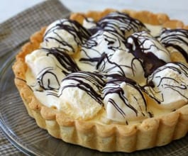 Ice-Cream-Coconut-Banoffee-Pie-300x250