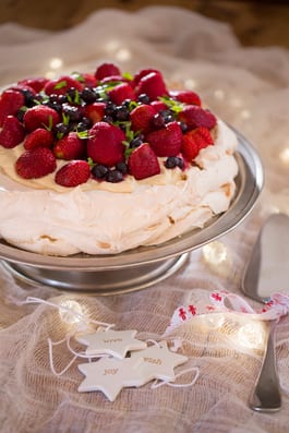 Merry Christmas Pavlova
