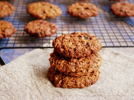 Oatmeal Cookies With Currants 1 Fotor