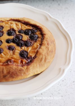 Orange-zest-Brioche-with-Orange-and-Blueberry-custard Fotor
