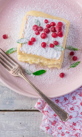 Polish Vanilla slice overhead1