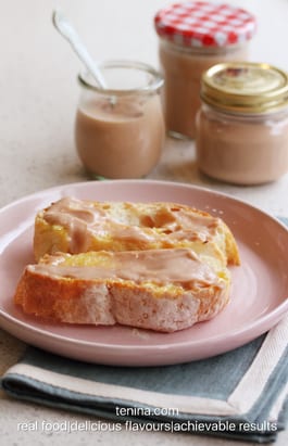 Rhubarb Curd Fotor