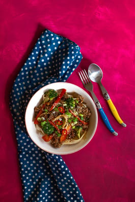Sticky Beef and Broccoli Noodles