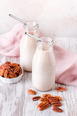 Vanilla Cinnamon Pecan Milk