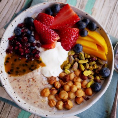 Porridge for Breakfast (and all those toppings!) | Tenina.com