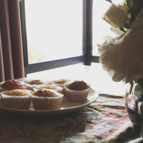 Easy-Vanilla-Cupcakes