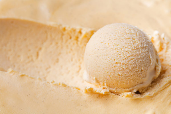 Salted Caramel Meringue Ice Cream CU LS