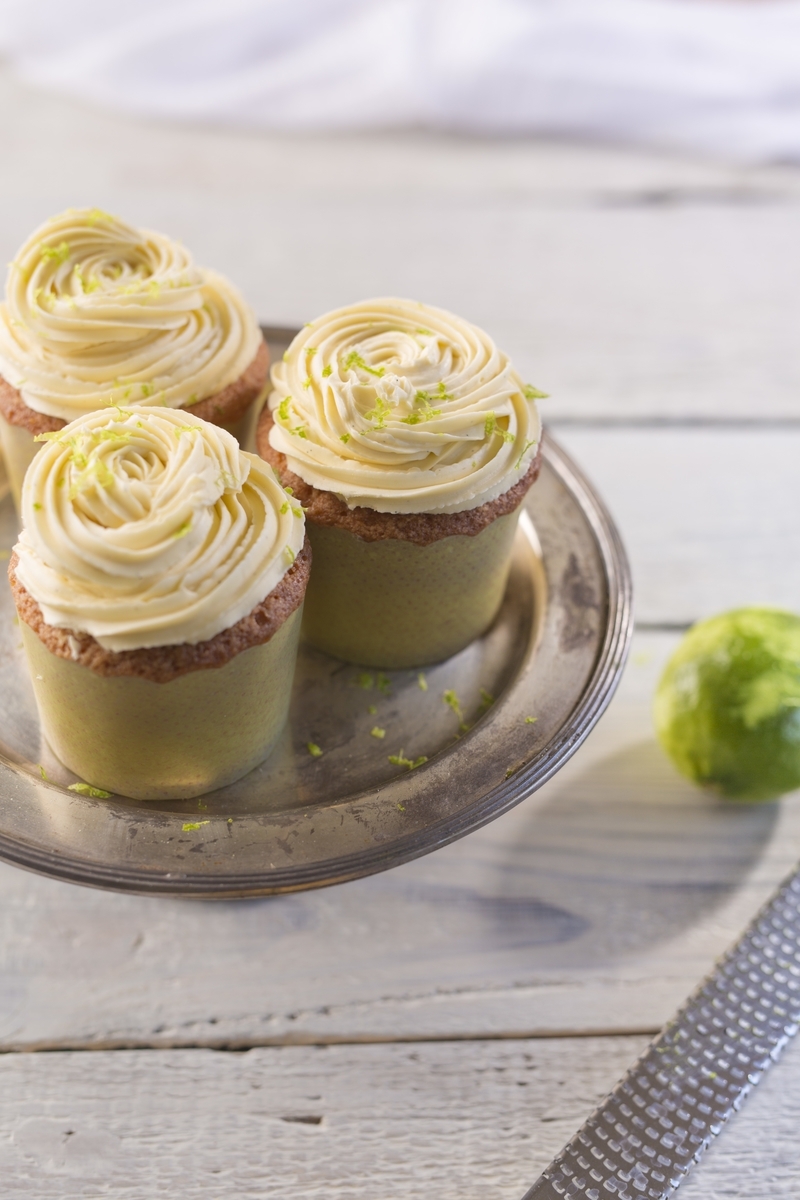 Thermomix recipe: Citrus Curd Cupcakes with Creamy… · Tenina.com